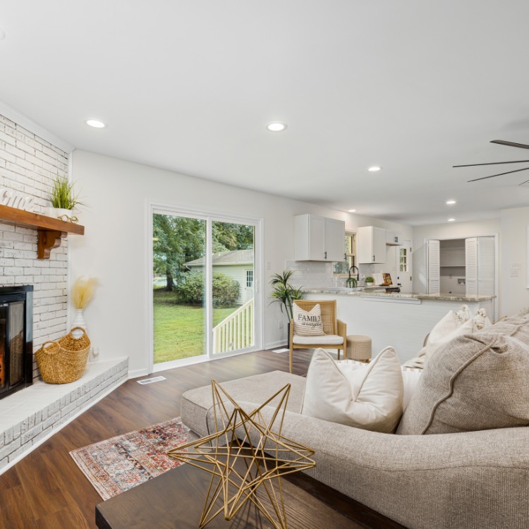 Cleaning services in Los Angeles, CA